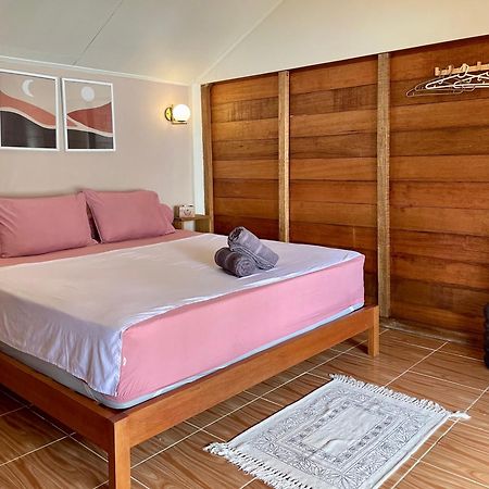 Sunset Beach Resort Weh サバン エクステリア 写真
