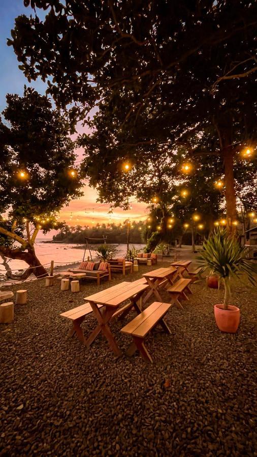 Sunset Beach Resort Weh サバン エクステリア 写真