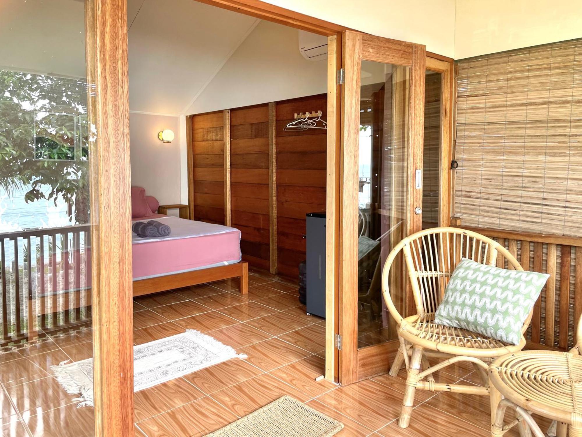 Sunset Beach Resort Weh サバン エクステリア 写真