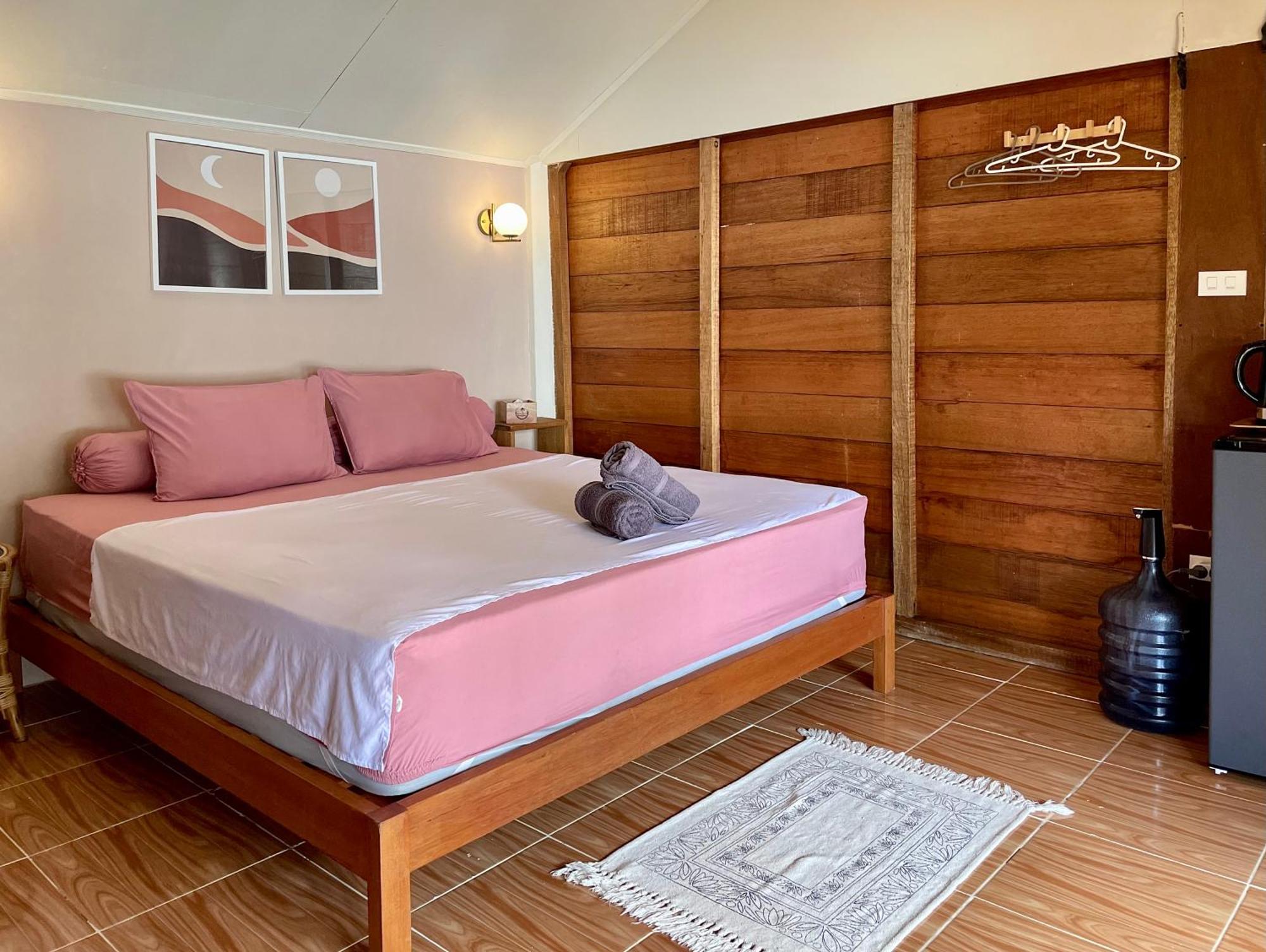 Sunset Beach Resort Weh サバン エクステリア 写真