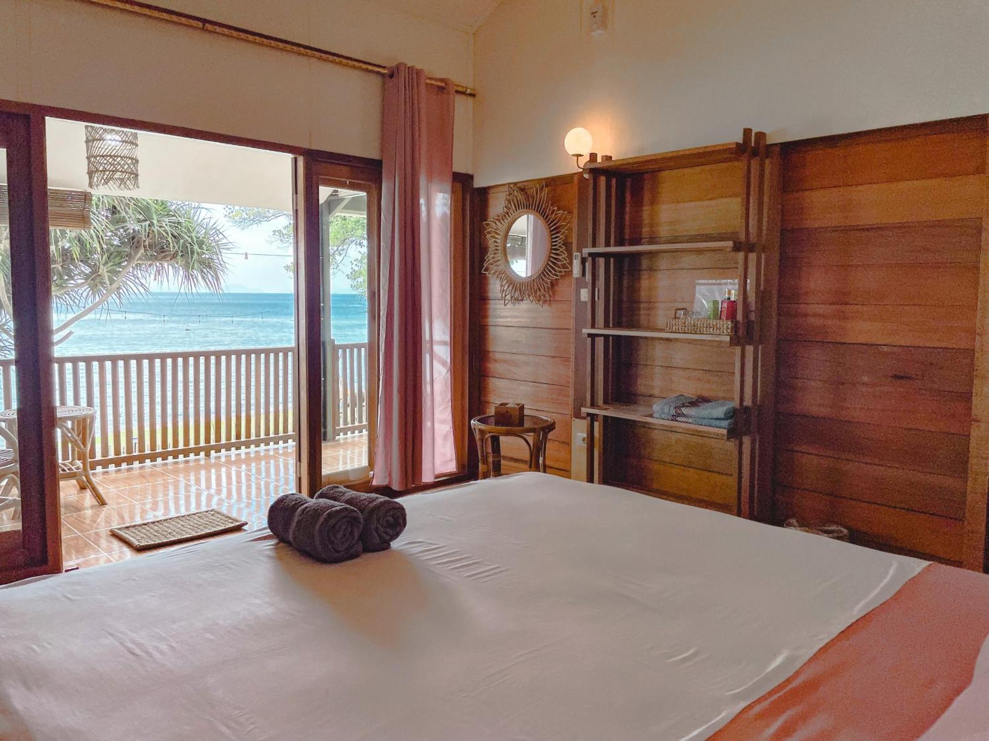 Sunset Beach Resort Weh サバン エクステリア 写真