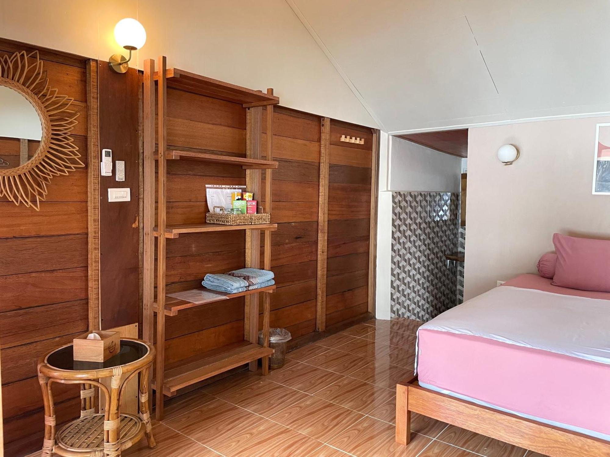Sunset Beach Resort Weh サバン エクステリア 写真